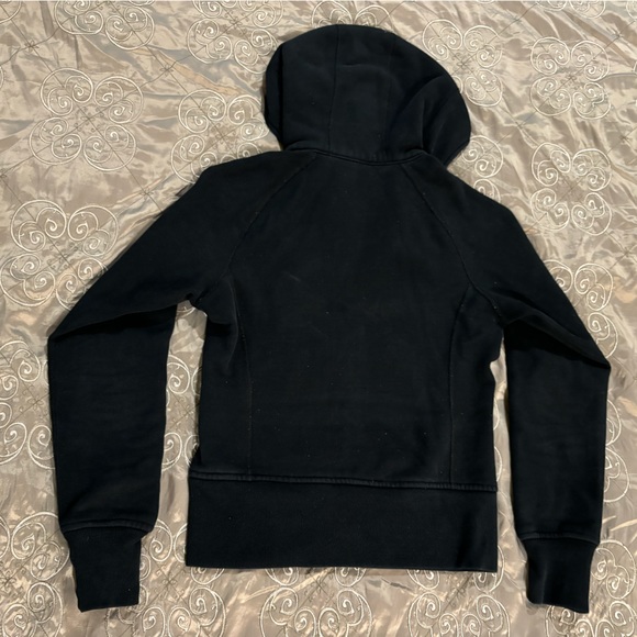 Black lululemon sweater - Picture 4 of 4